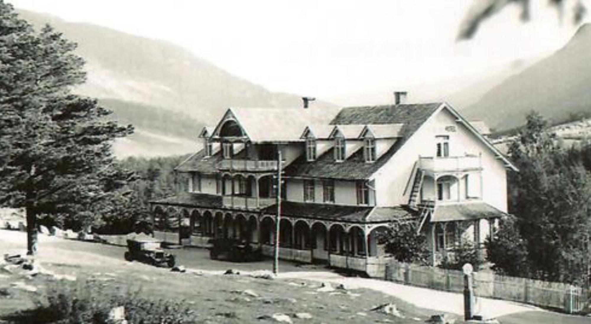 Heartbreak Hotel Nedre Heidal Exterior foto